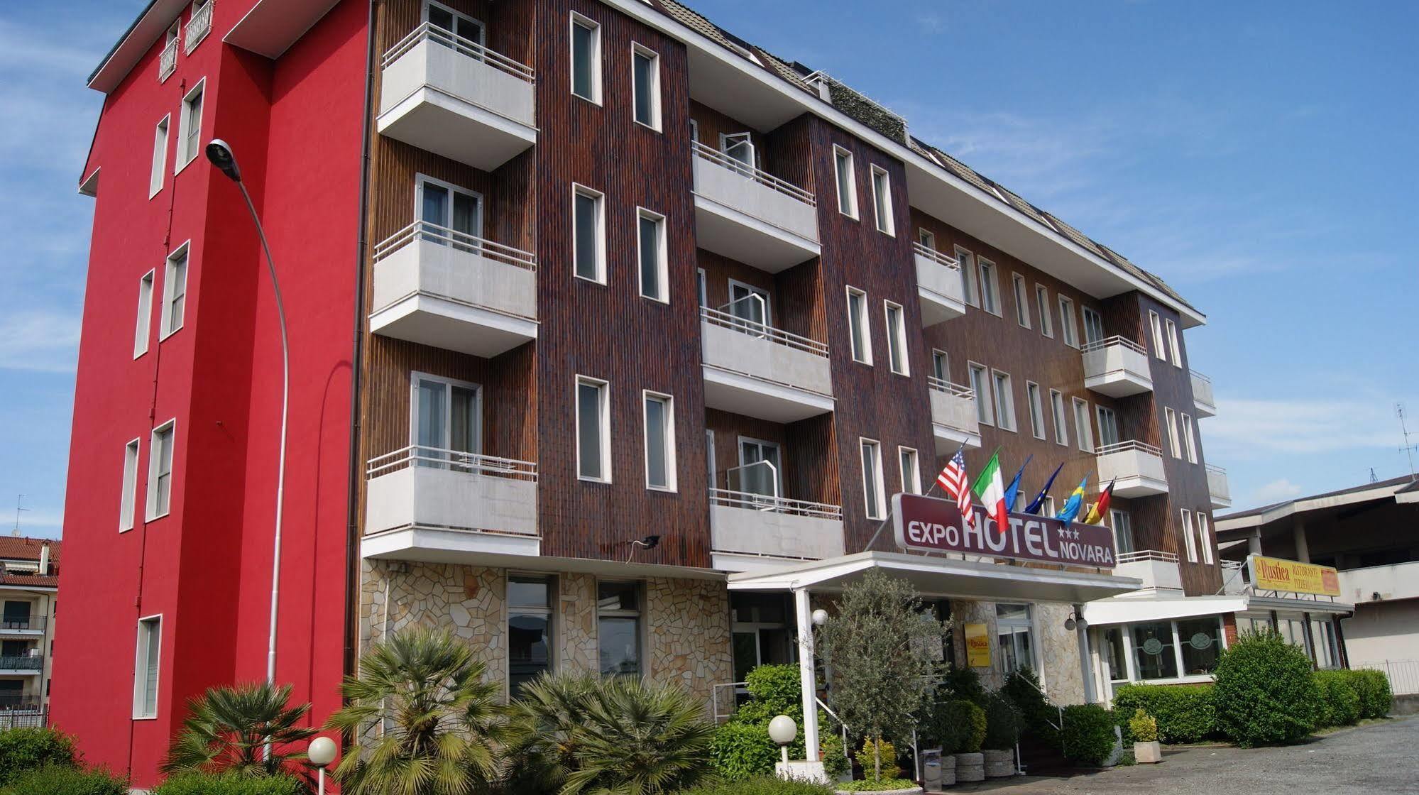 Hotel Ristorante Novara Expo Bareggio Exterior foto